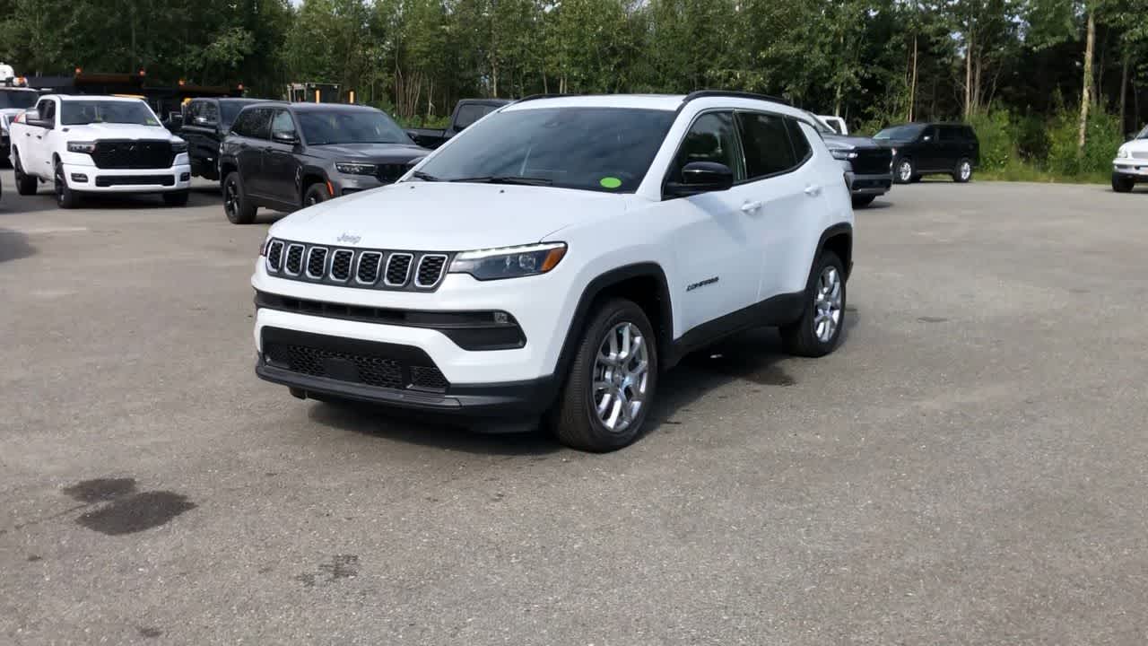 new 2024 Jeep Compass car, priced at $31,534