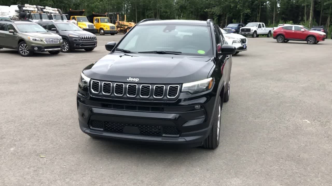 new 2024 Jeep Compass car, priced at $32,089