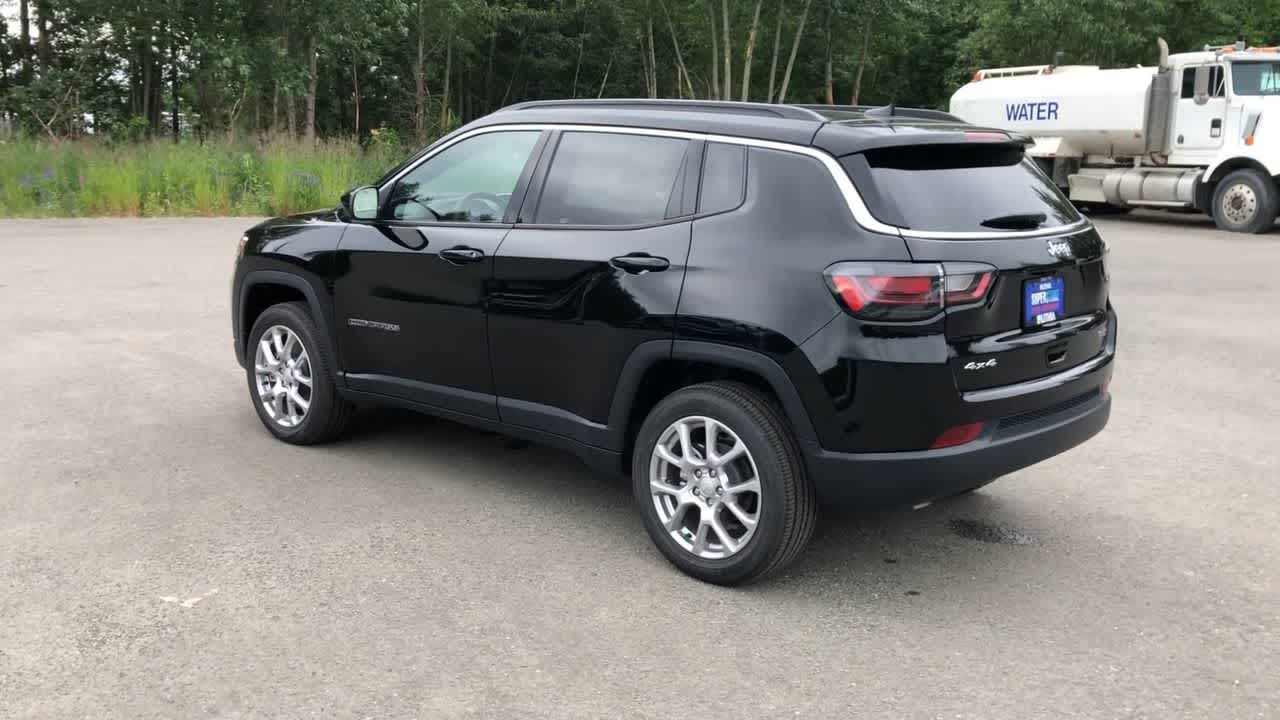 new 2024 Jeep Compass car, priced at $32,089