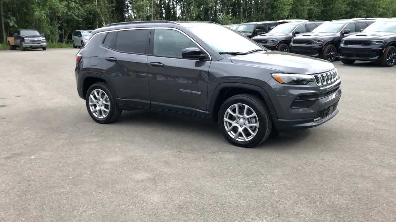 new 2024 Jeep Compass car, priced at $32,287