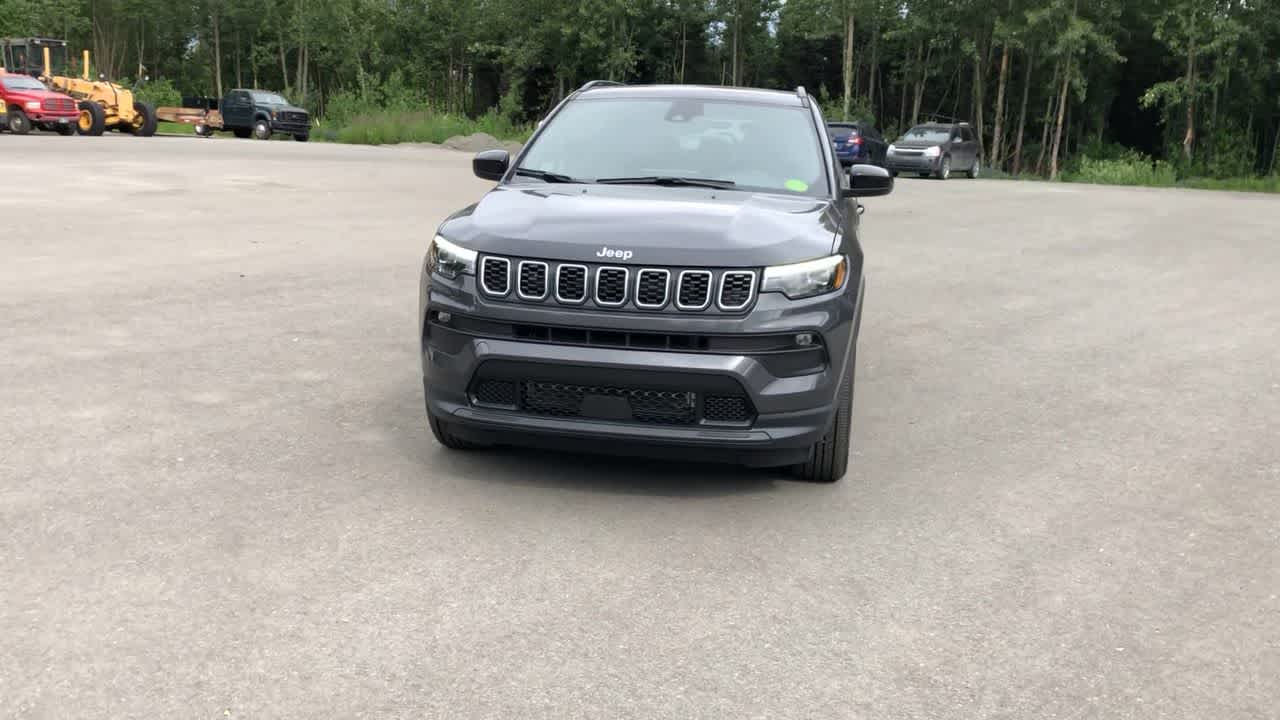 new 2024 Jeep Compass car, priced at $32,287