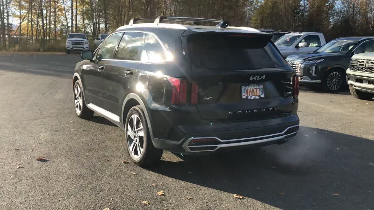 used 2022 Kia Sorento Plug-In Hybrid car, priced at $34,999