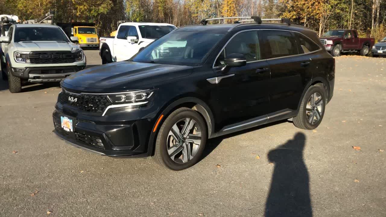 used 2022 Kia Sorento Plug-In Hybrid car, priced at $34,999