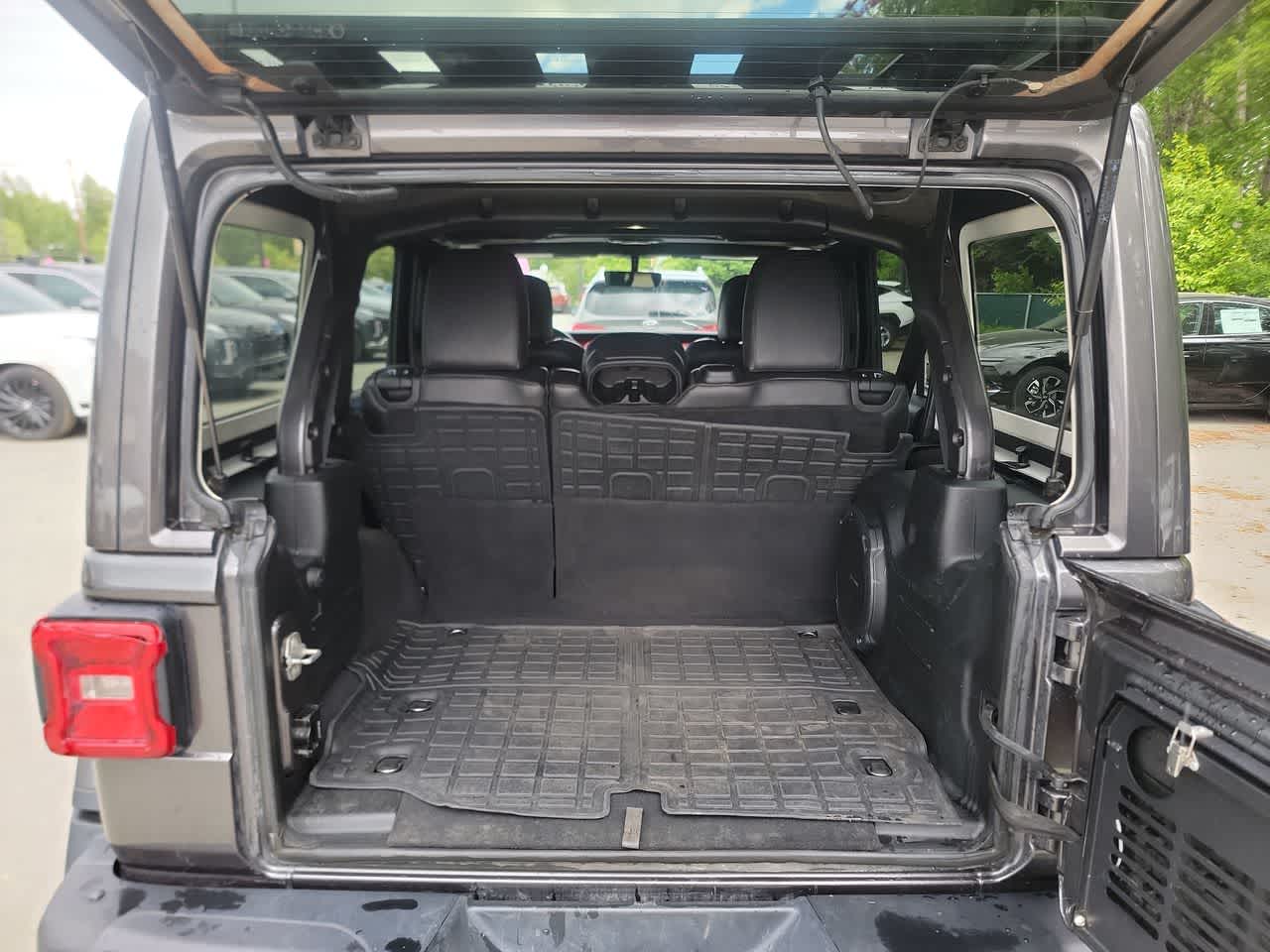 used 2018 Jeep Wrangler Unlimited car, priced at $29,995