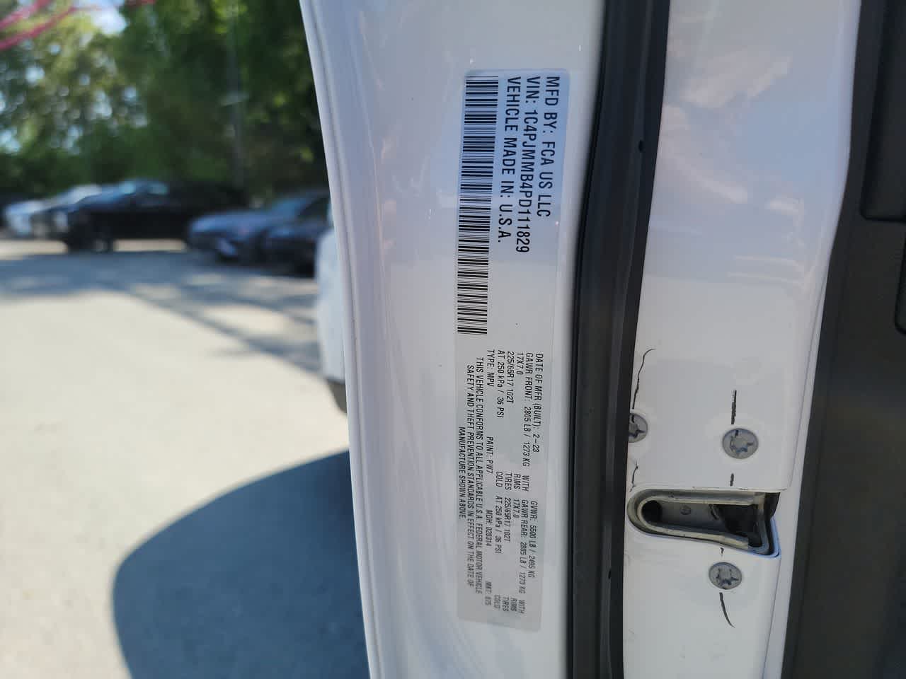 used 2023 Jeep Cherokee car, priced at $24,000