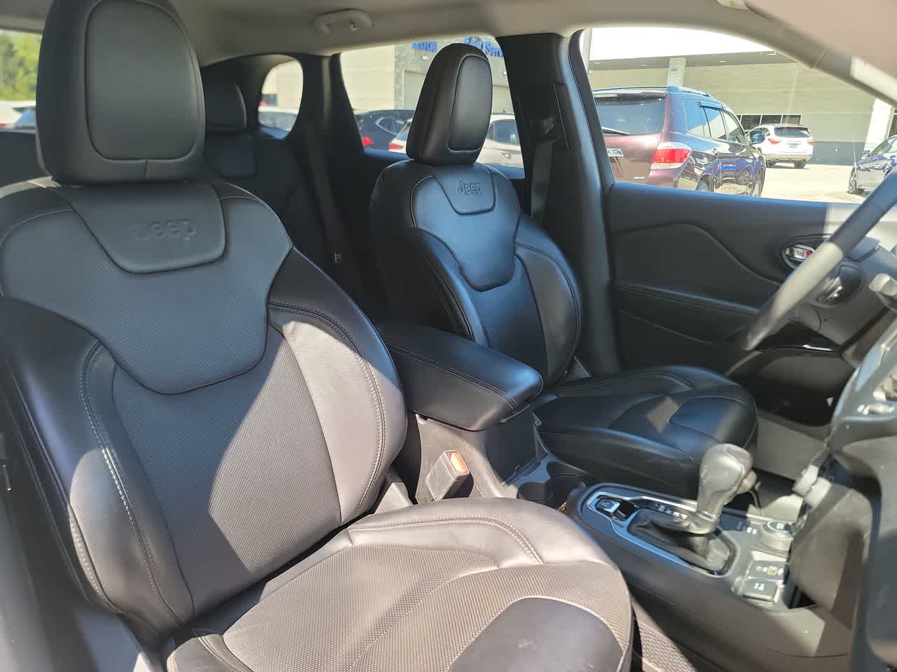 used 2023 Jeep Cherokee car, priced at $24,000