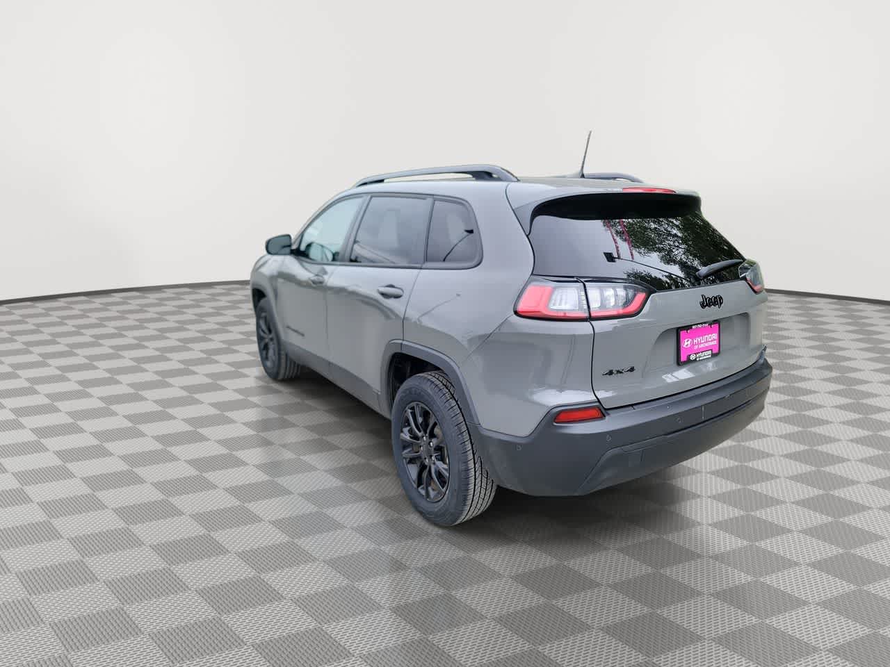 used 2023 Jeep Cherokee car, priced at $24,995