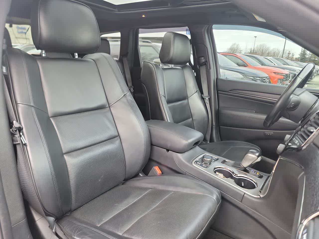 used 2020 Jeep Grand Cherokee car, priced at $32,523
