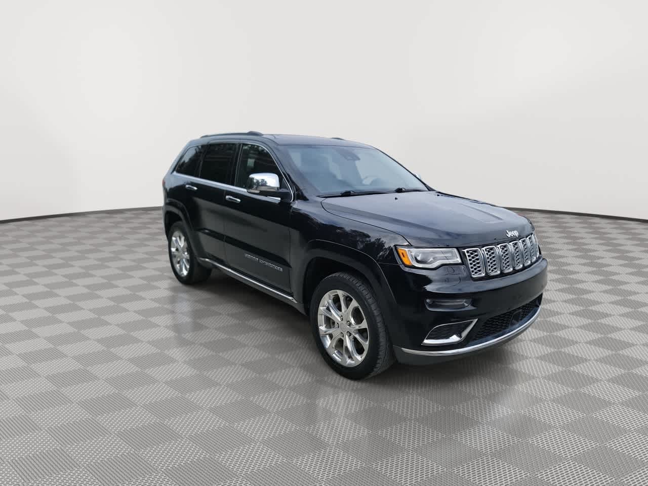 used 2020 Jeep Grand Cherokee car, priced at $32,923