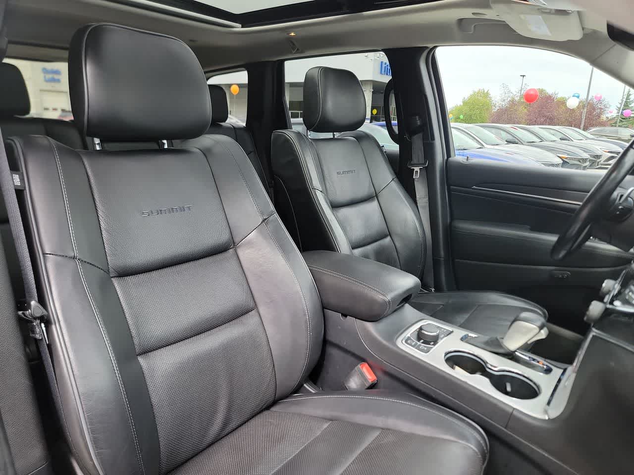 used 2020 Jeep Grand Cherokee car, priced at $32,923