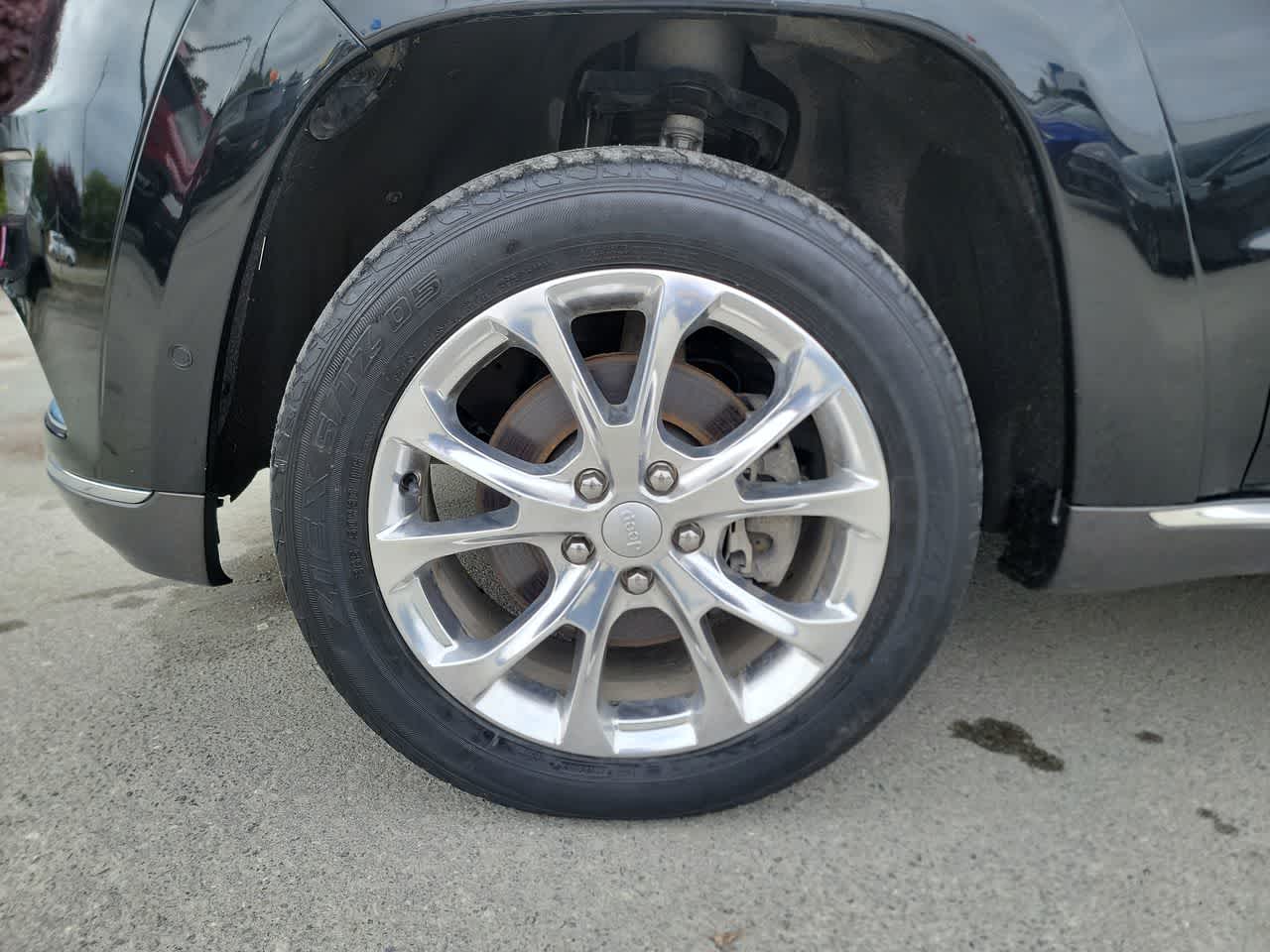 used 2020 Jeep Grand Cherokee car, priced at $32,923