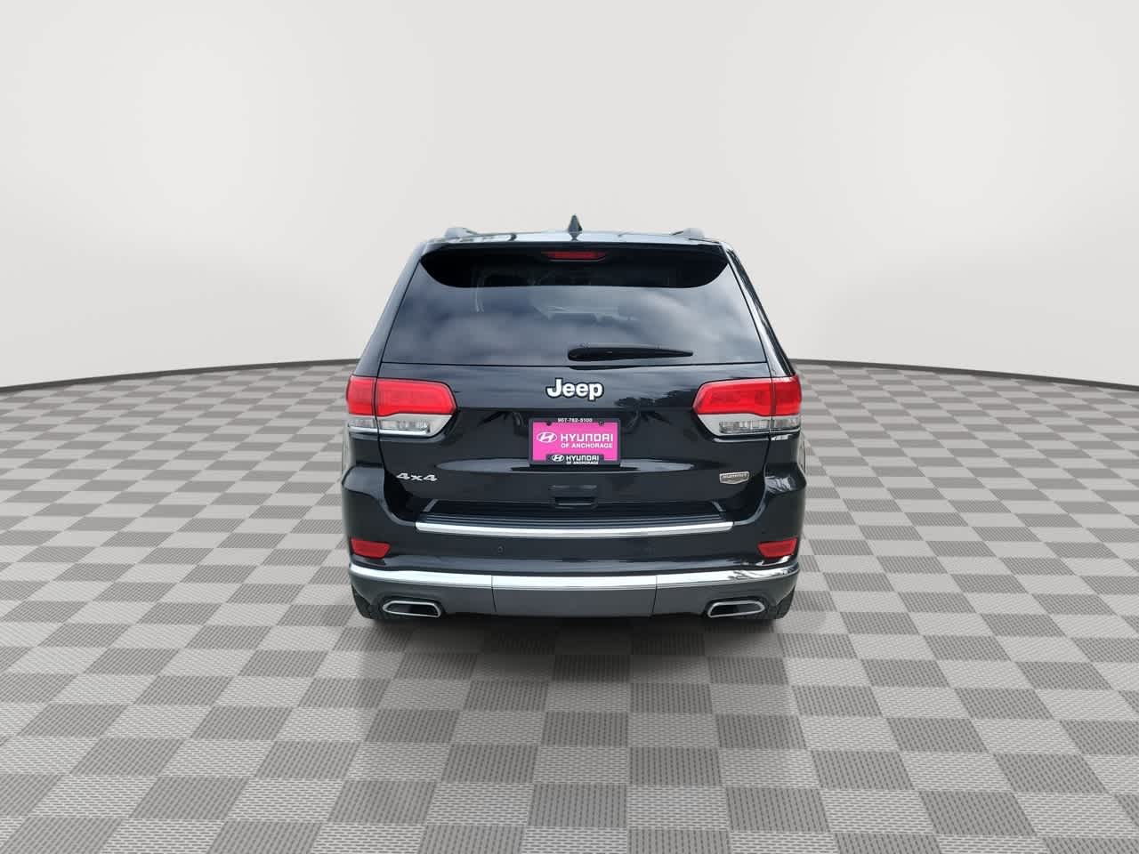 used 2020 Jeep Grand Cherokee car, priced at $32,923