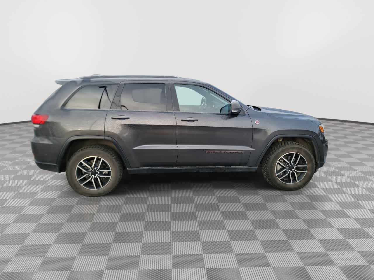 used 2020 Jeep Grand Cherokee car, priced at $25,992