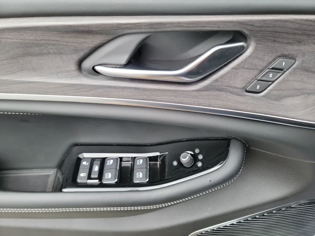 used 2021 Jeep Grand Cherokee L car, priced at $34,995
