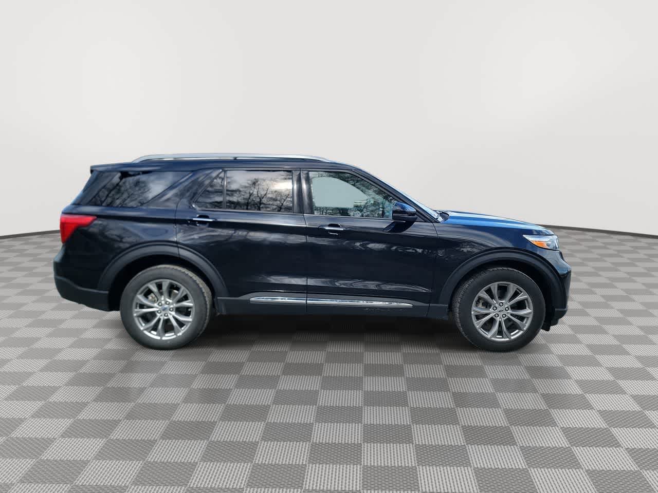 used 2022 Ford Explorer car, priced at $29,995