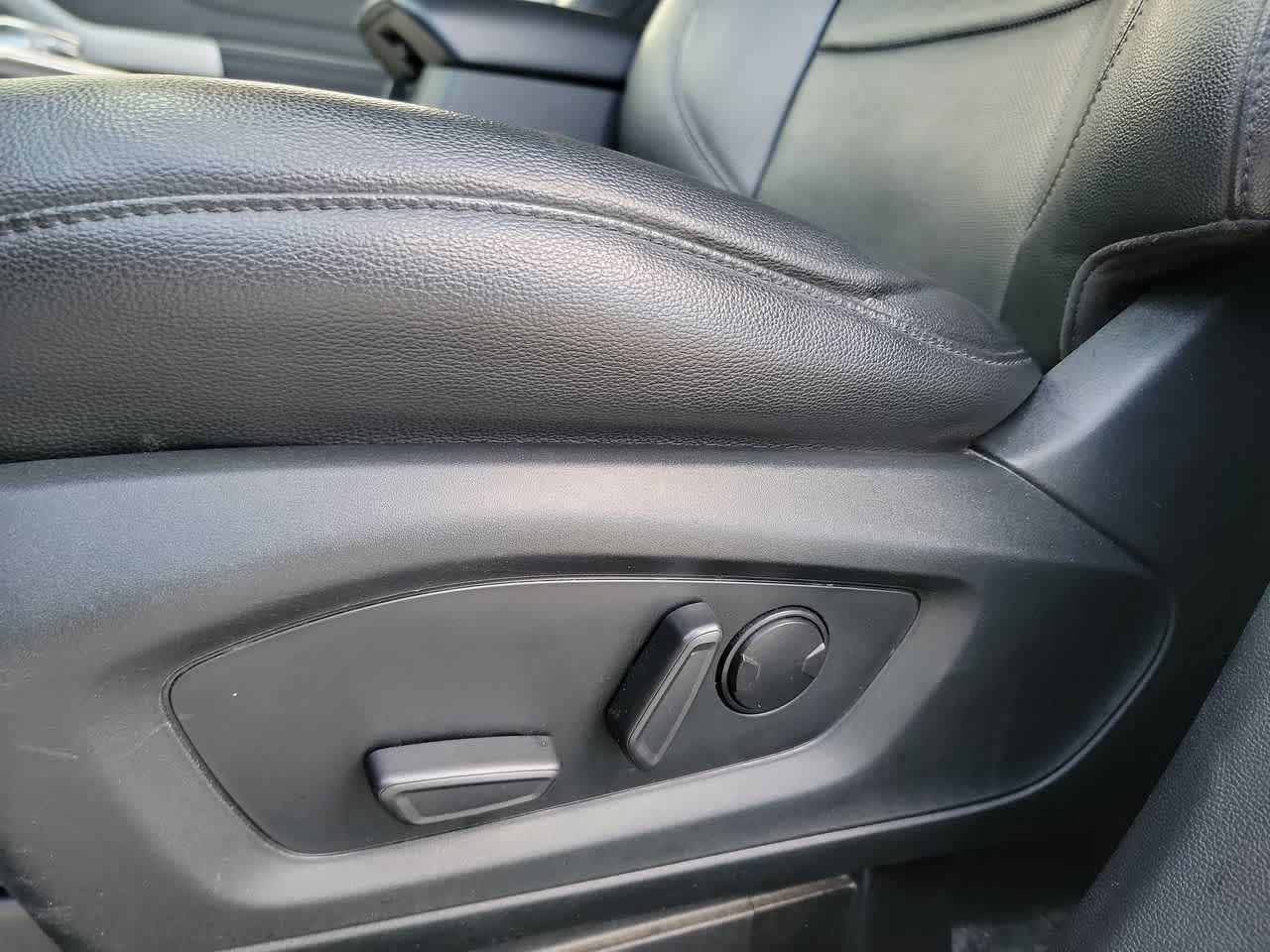 used 2022 Ford Explorer car, priced at $29,995
