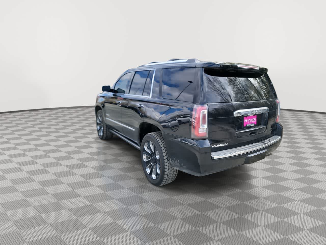 used 2019 GMC Yukon car, priced at $46,995