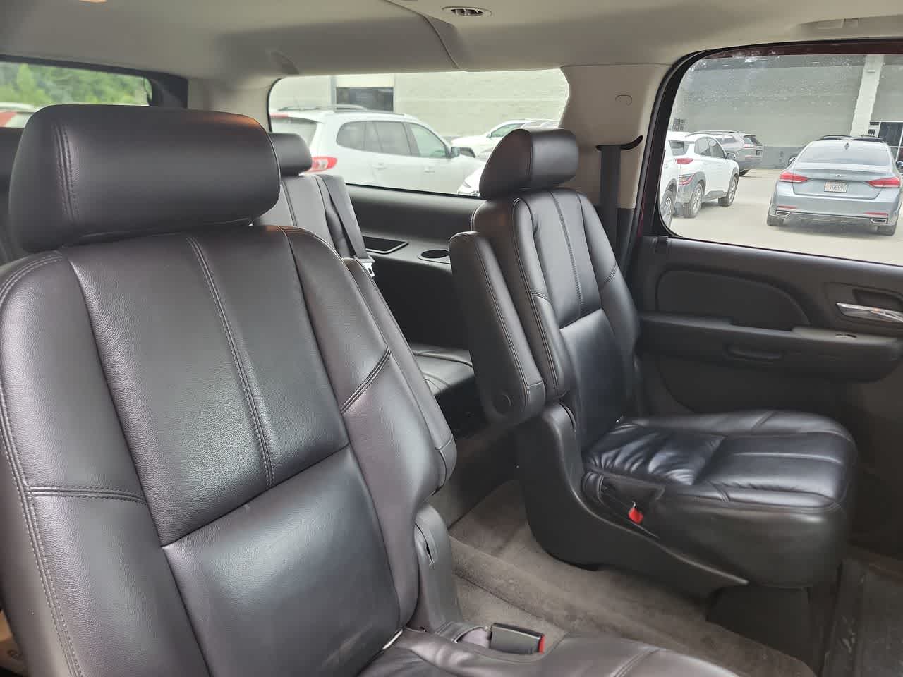 used 2010 Chevrolet Suburban car, priced at $15,995