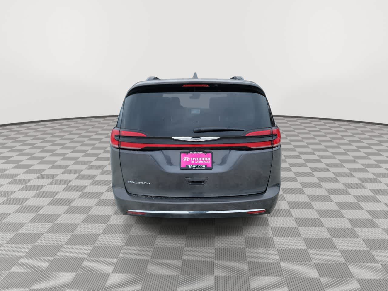 used 2022 Chrysler Pacifica car, priced at $25,552