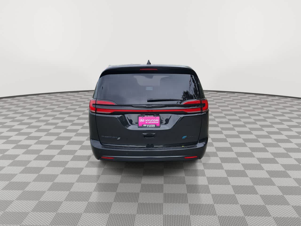 used 2023 Chrysler Pacifica car, priced at $31,903
