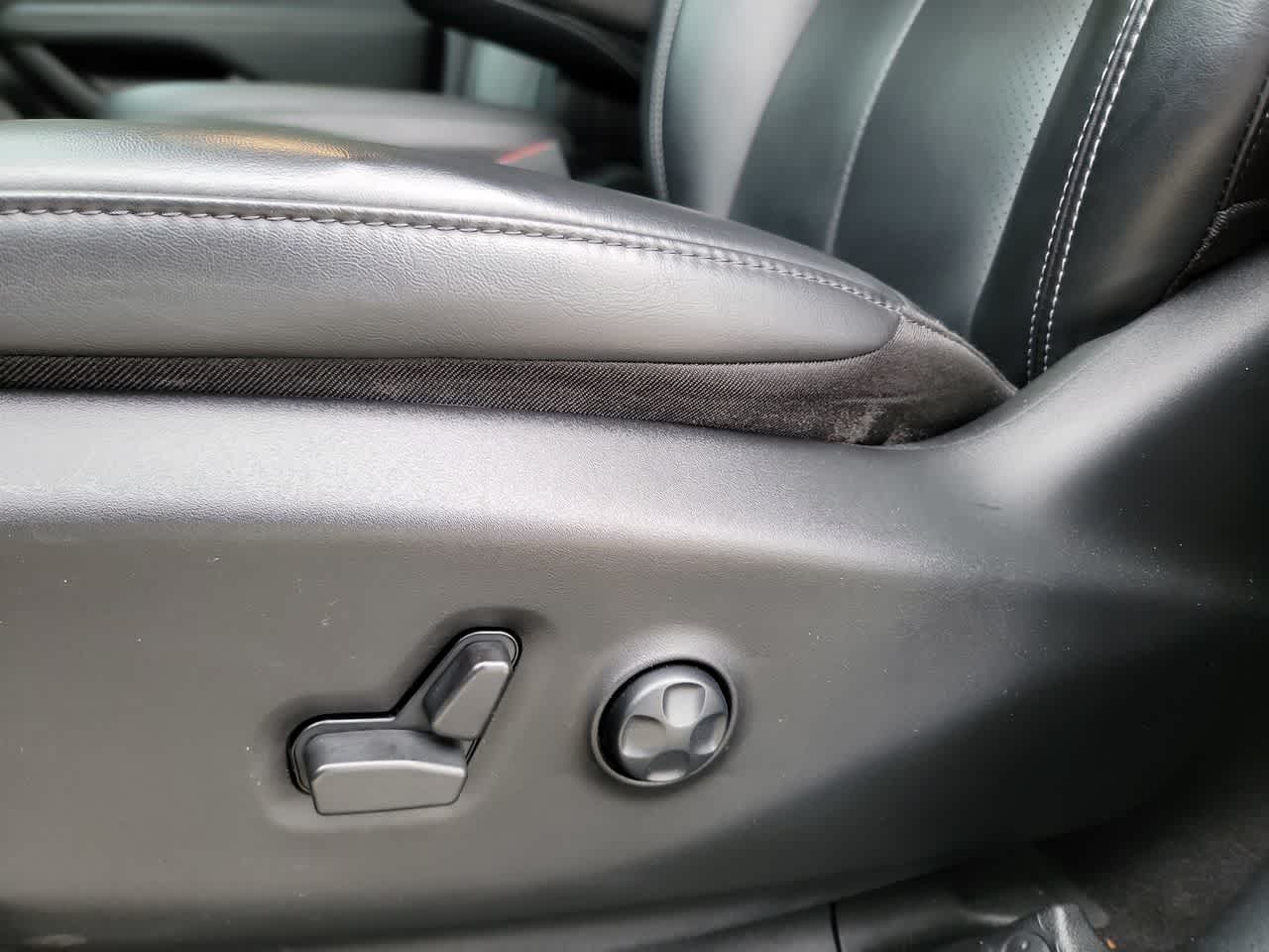 used 2023 Chrysler Pacifica car, priced at $31,903