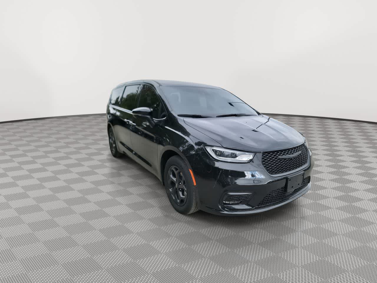 used 2023 Chrysler Pacifica car, priced at $31,903