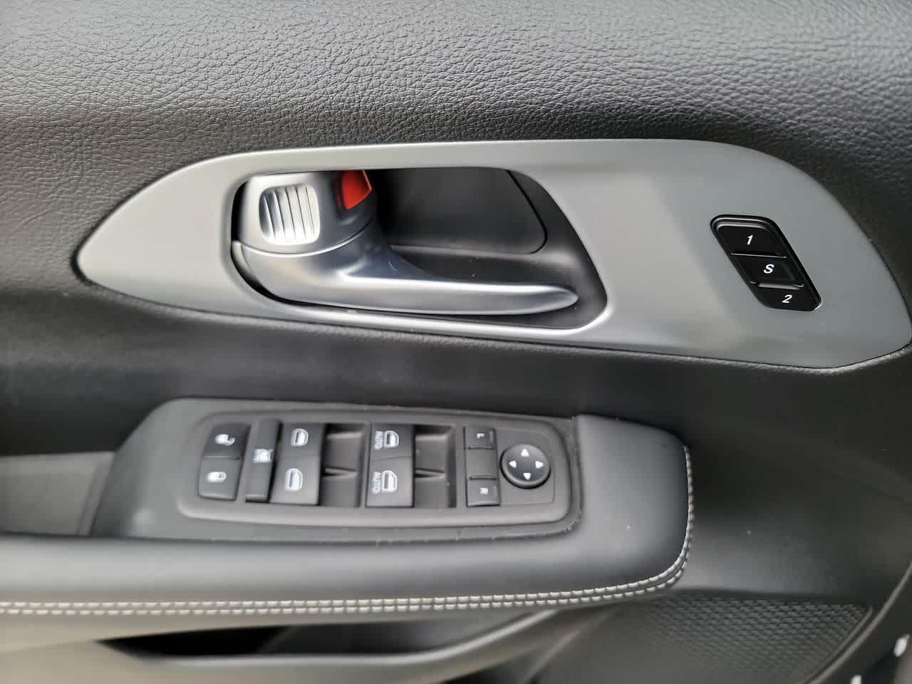 used 2023 Chrysler Pacifica car, priced at $31,903