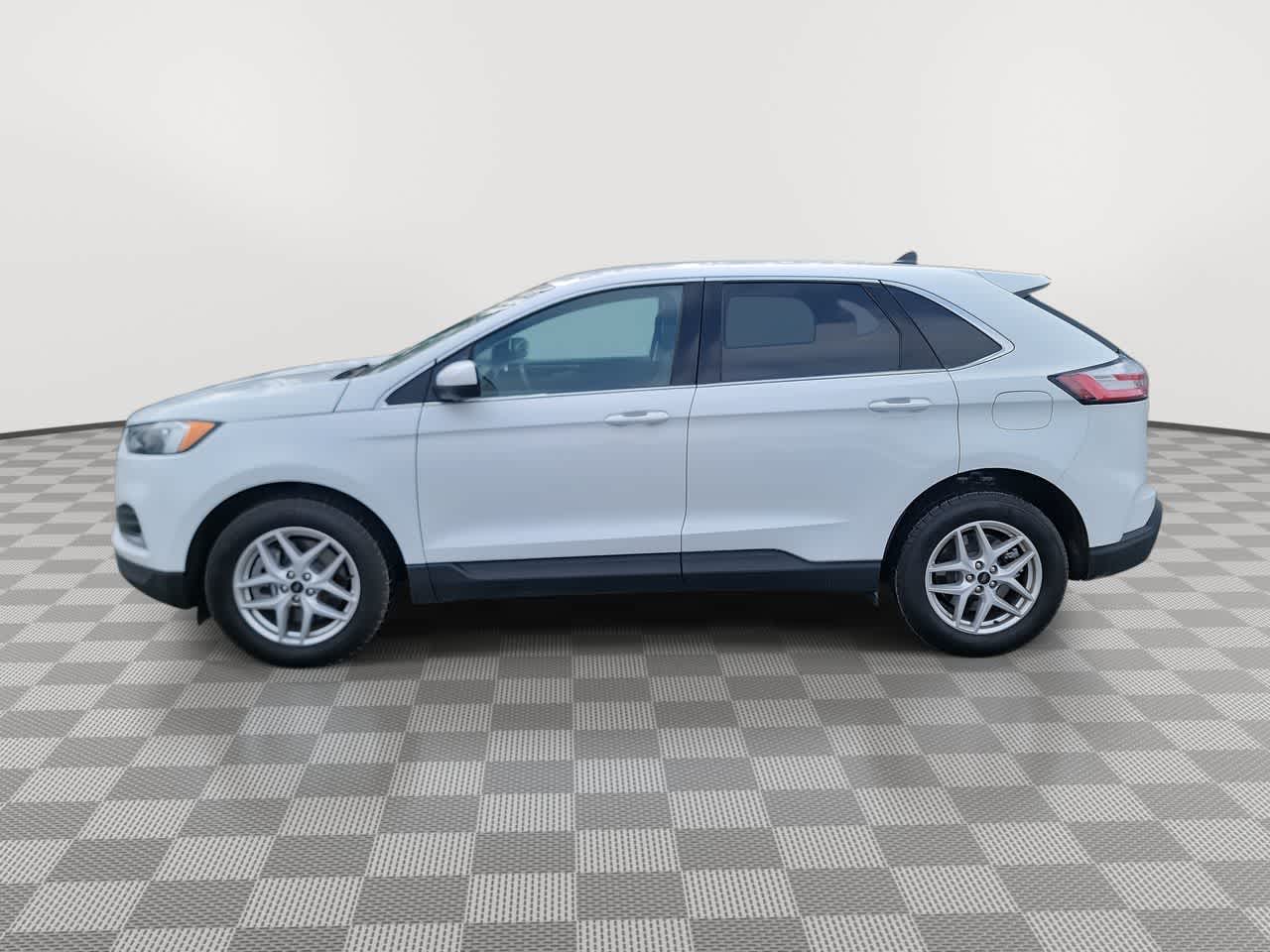 used 2024 Ford Edge car, priced at $29,995