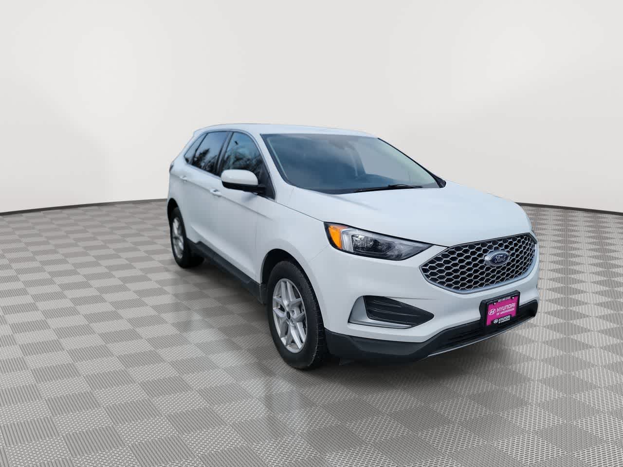 used 2024 Ford Edge car, priced at $29,995
