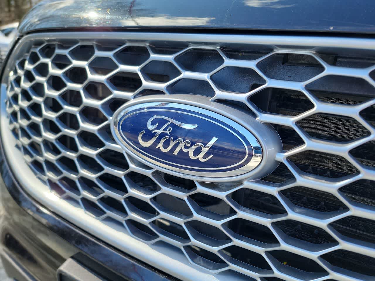 used 2023 Ford Edge car, priced at $23,552