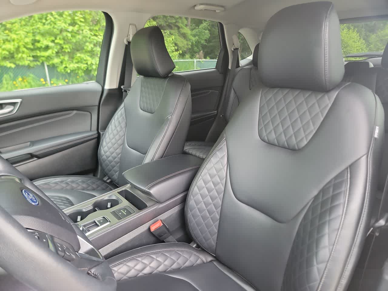 used 2024 Ford Edge car, priced at $32,995
