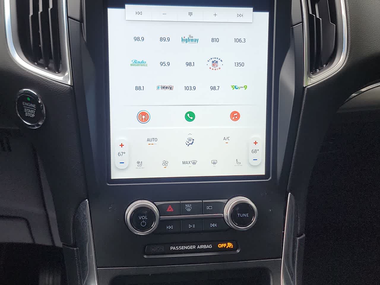 used 2024 Ford Edge car, priced at $32,995