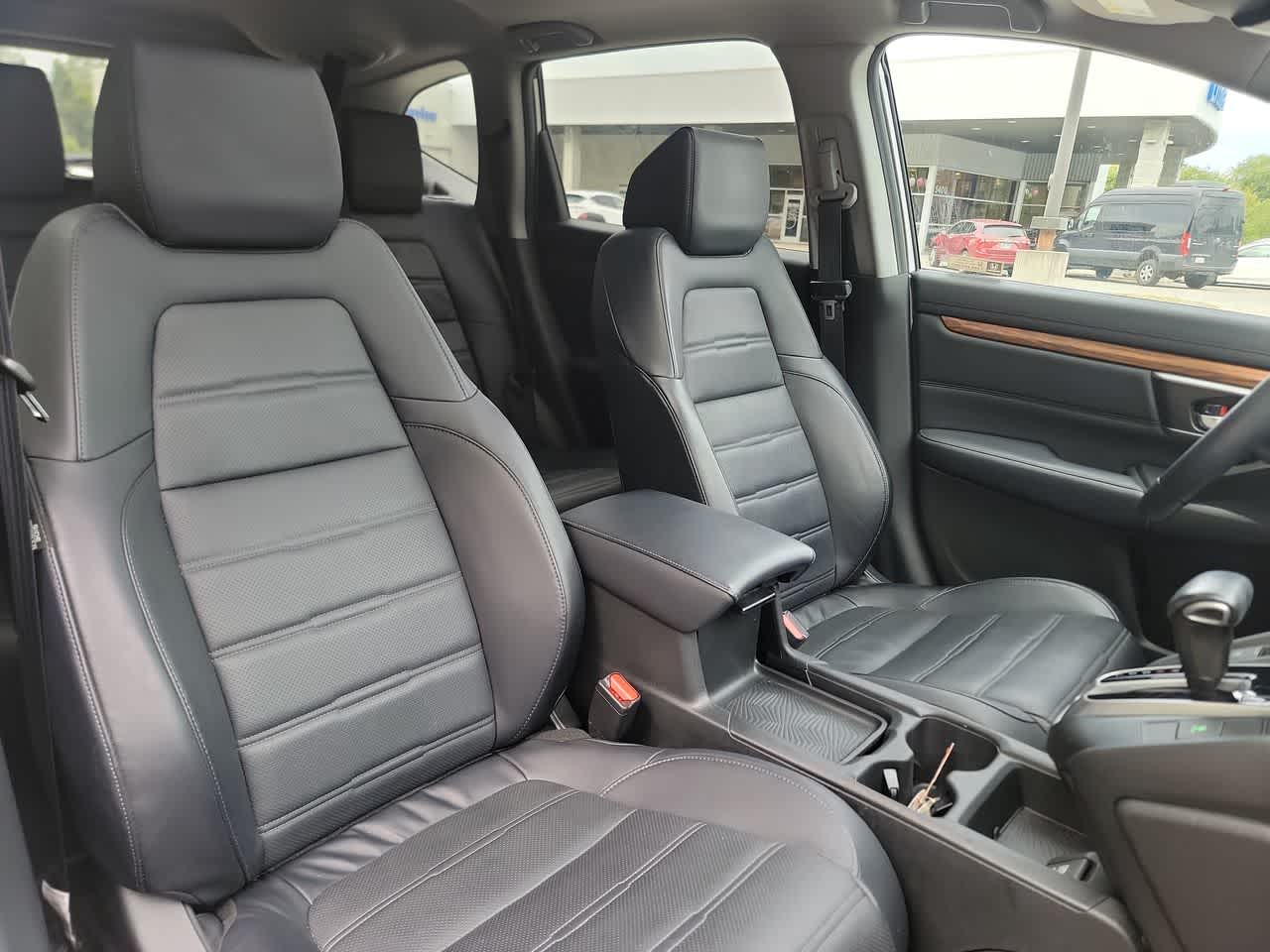 used 2018 Honda CR-V car, priced at $23,932