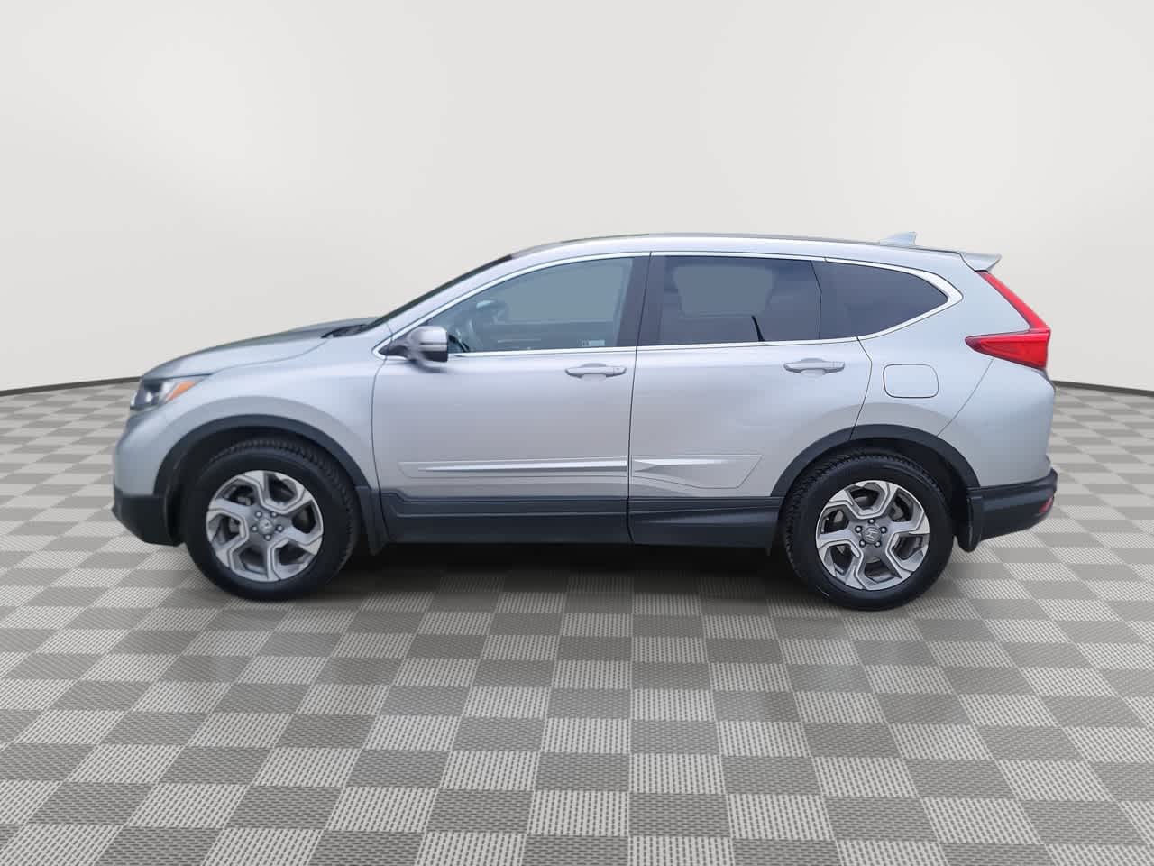 used 2018 Honda CR-V car, priced at $23,932