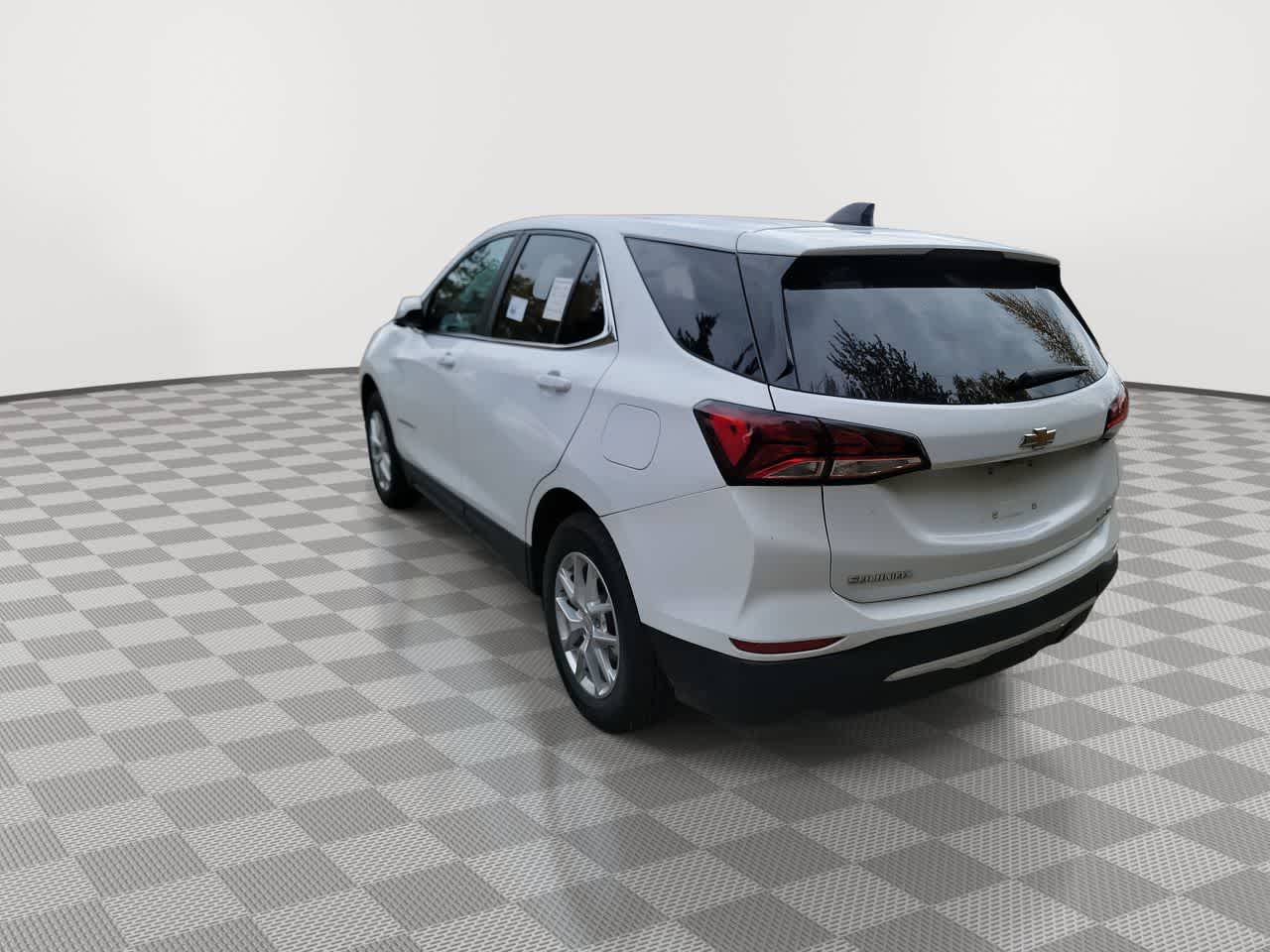 used 2022 Chevrolet Equinox car, priced at $22,800