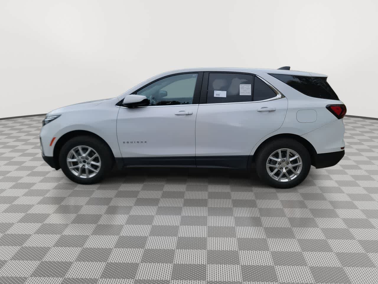 used 2022 Chevrolet Equinox car, priced at $22,800