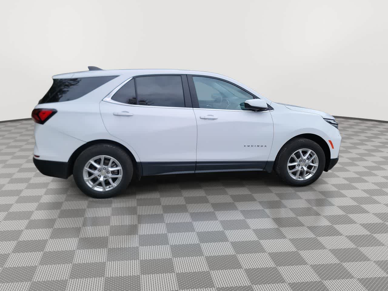 used 2022 Chevrolet Equinox car, priced at $22,800