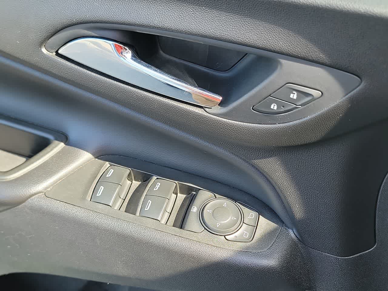 used 2021 Chevrolet Equinox car, priced at $16,700