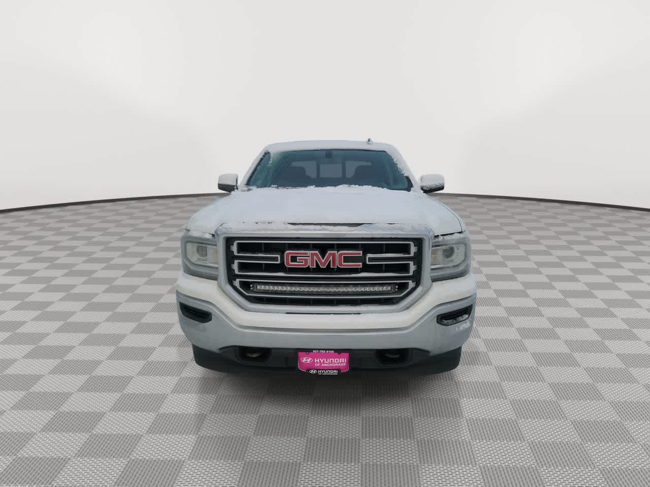 used 2018 GMC Sierra 1500 car, priced at $24,995