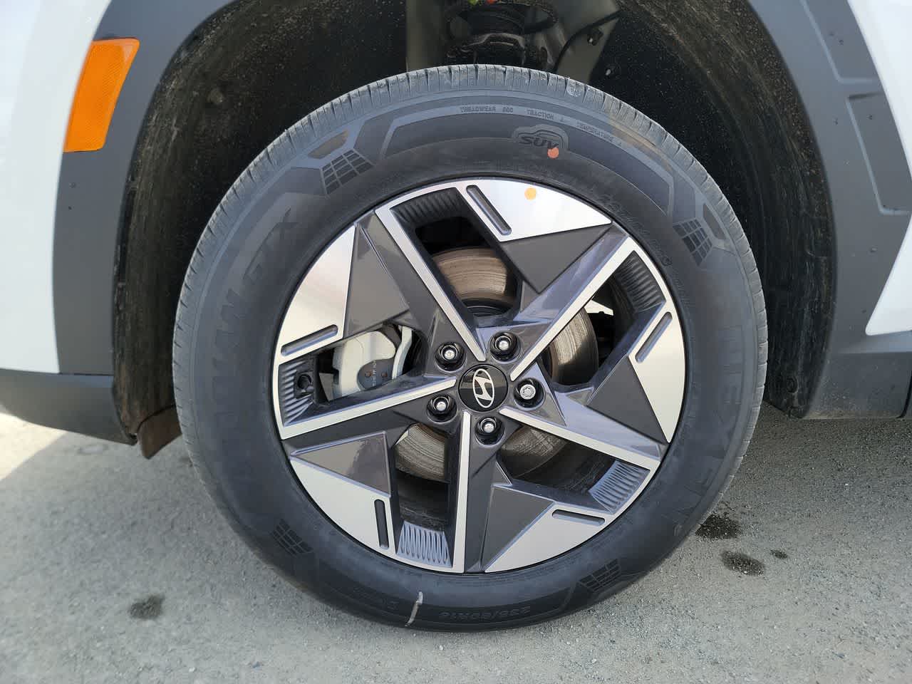 new 2025 Hyundai Tucson car, priced at $35,400