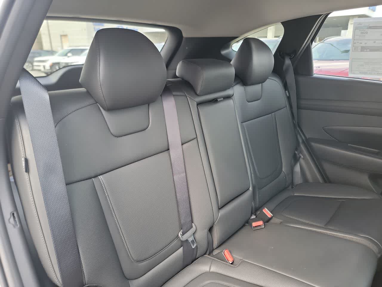 new 2025 Hyundai Tucson car, priced at $35,000