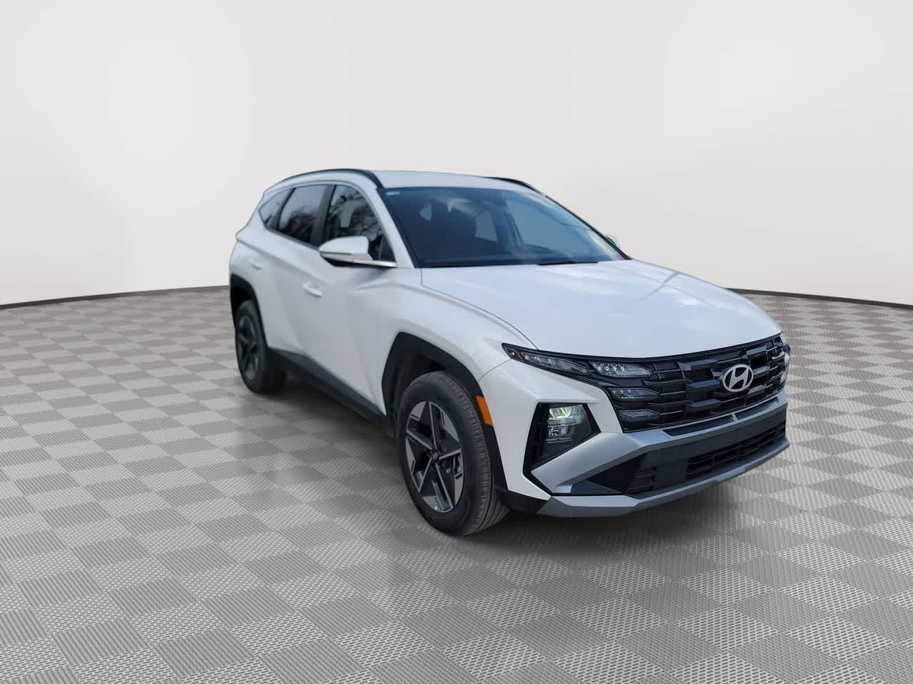 new 2025 Hyundai Tucson car, priced at $35,000