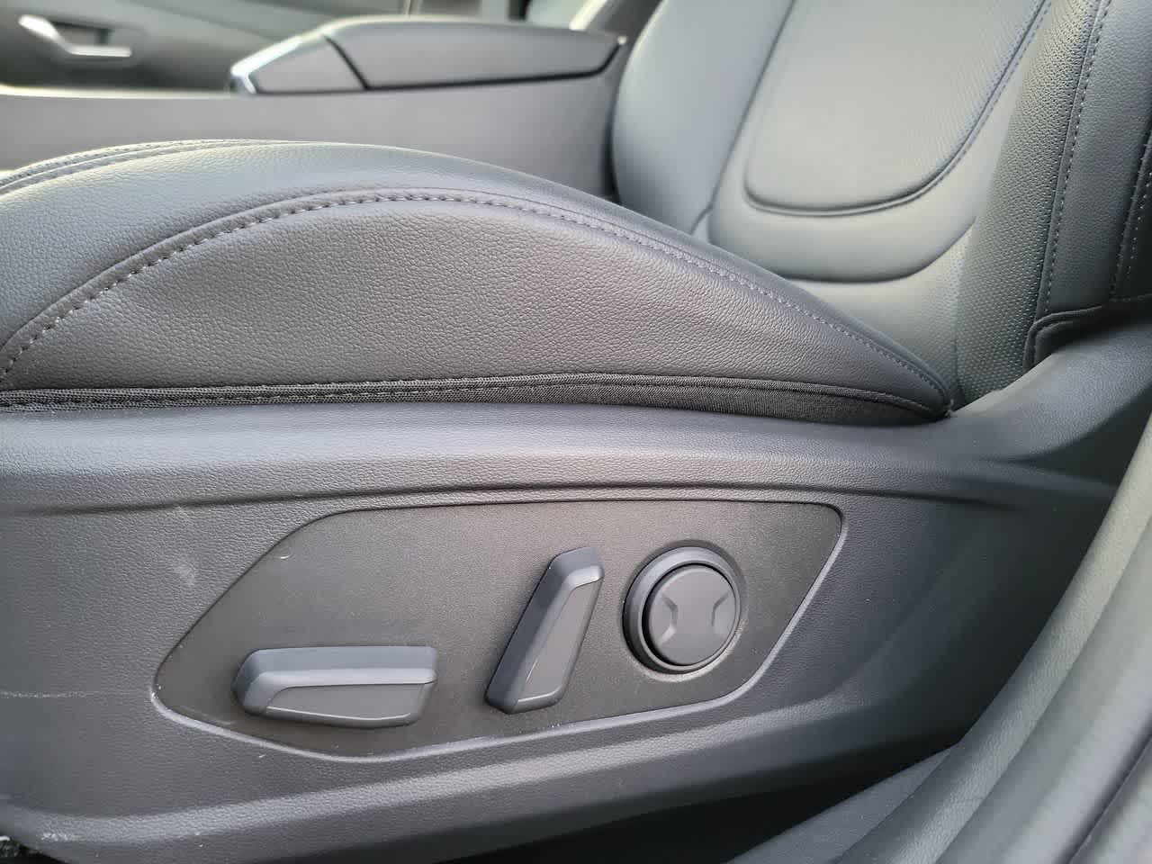 new 2025 Hyundai Tucson car, priced at $35,000