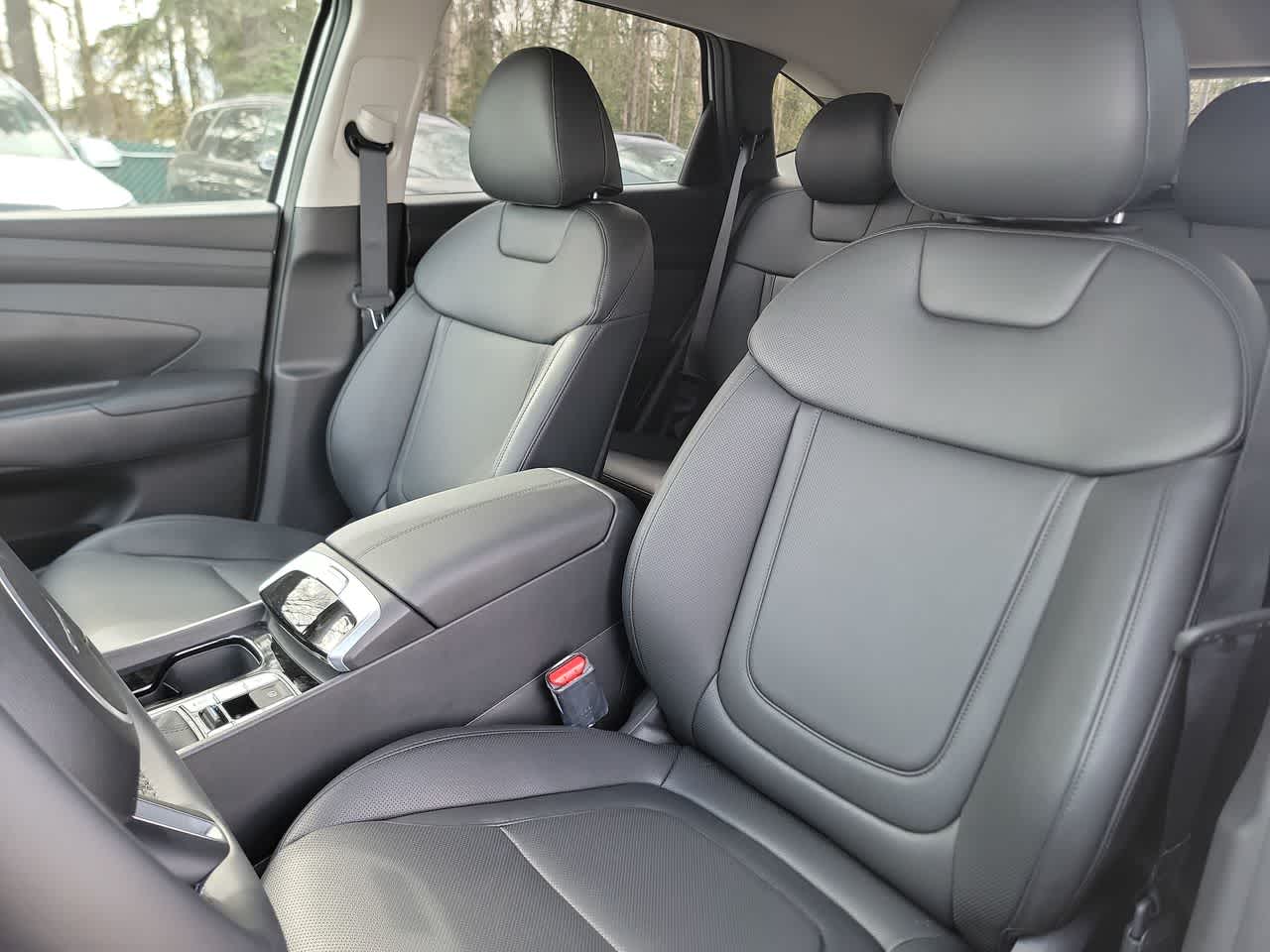 new 2025 Hyundai Tucson car, priced at $35,000