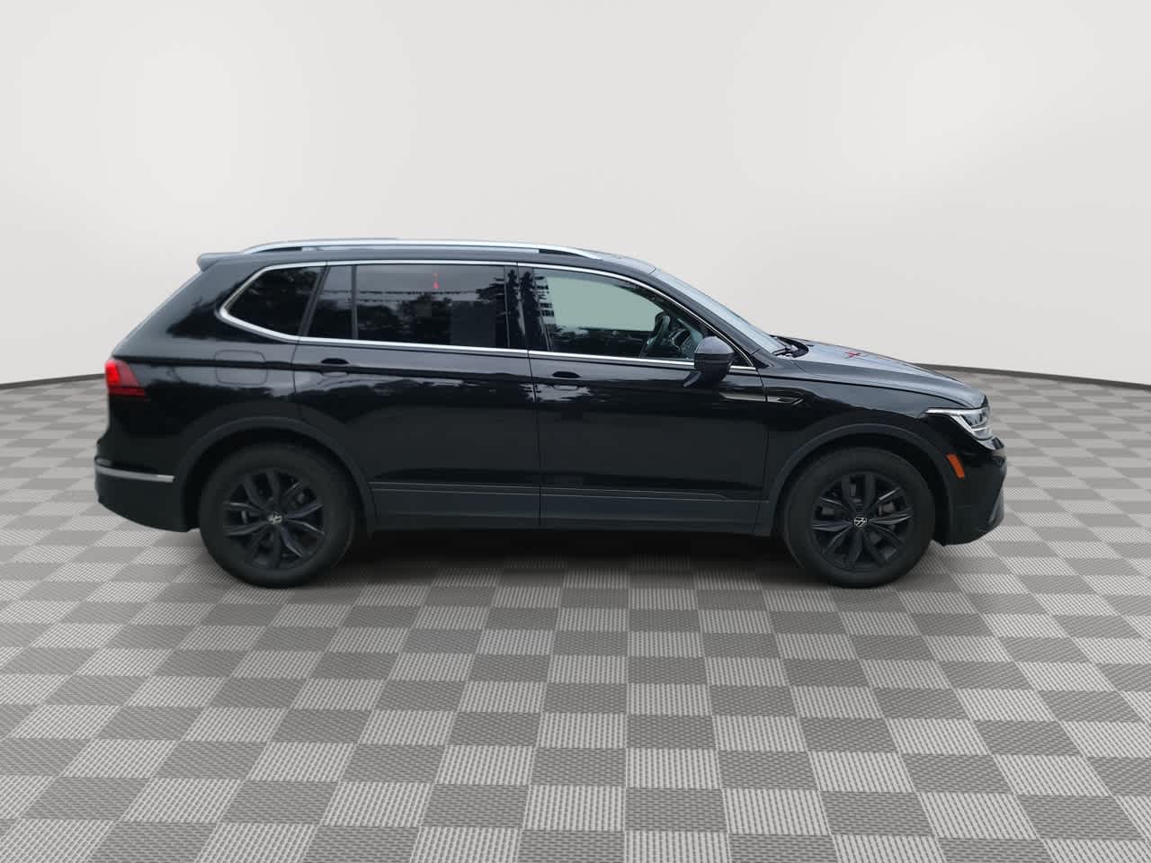 used 2024 Volkswagen Tiguan car, priced at $28,995