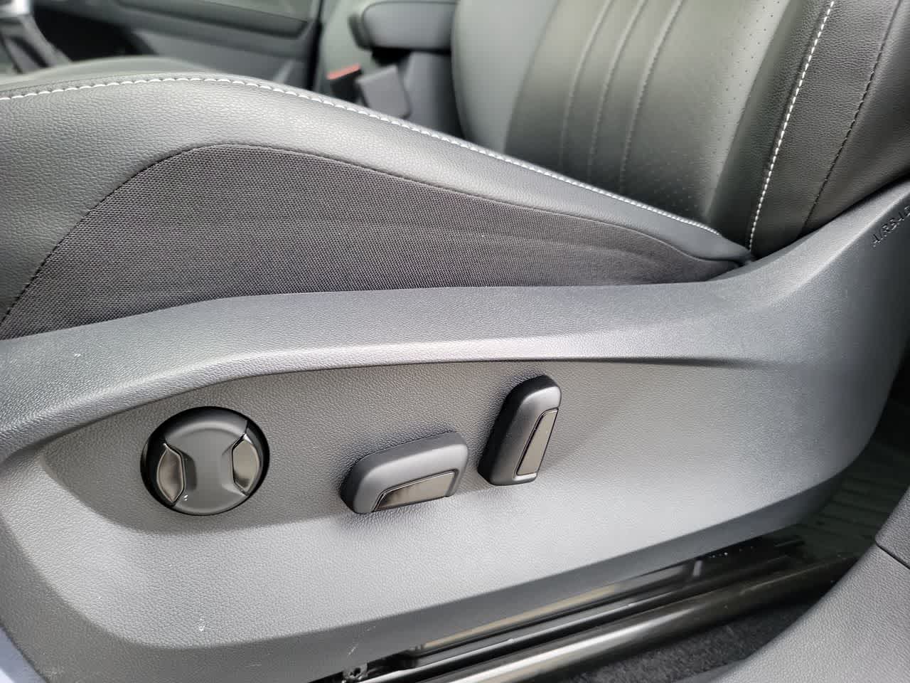 used 2024 Volkswagen Tiguan car, priced at $28,995