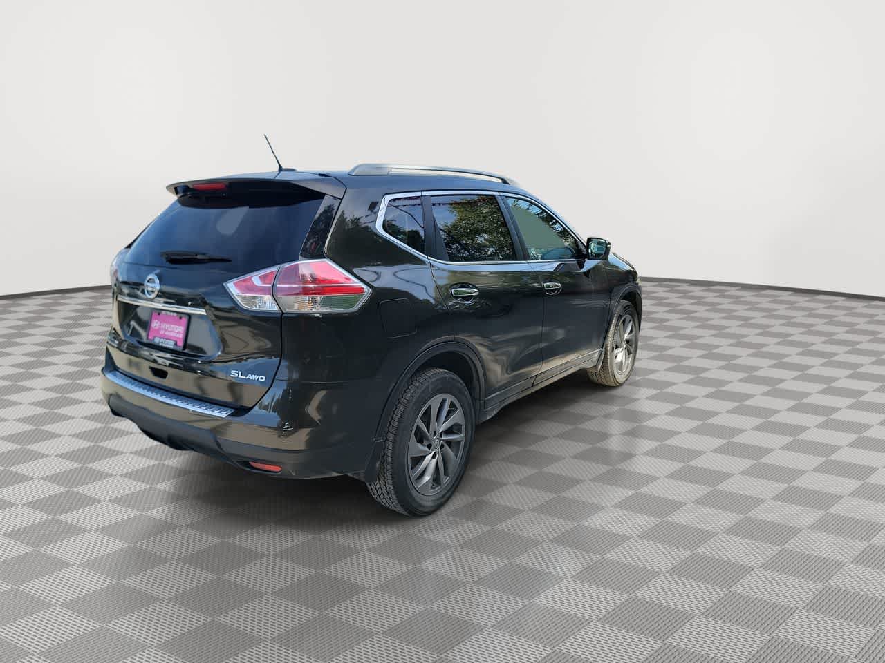used 2015 Nissan Rogue car, priced at $15,551