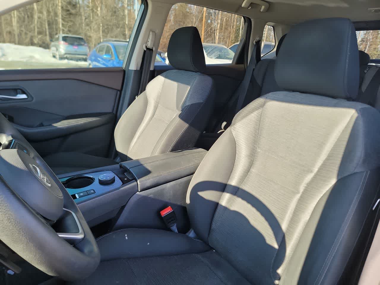 used 2021 Nissan Rogue car, priced at $21,912