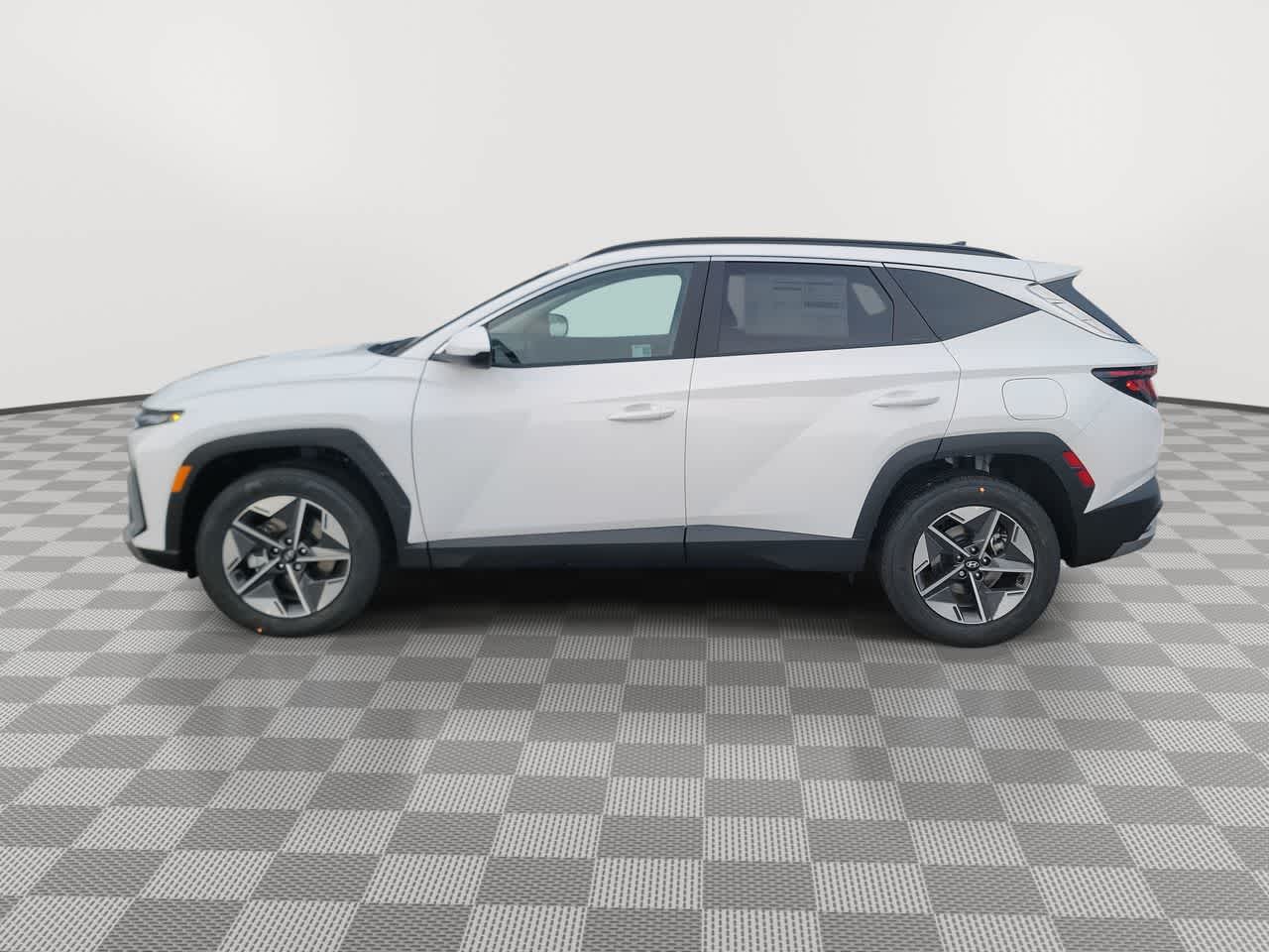 new 2025 Hyundai Tucson car, priced at $33,794