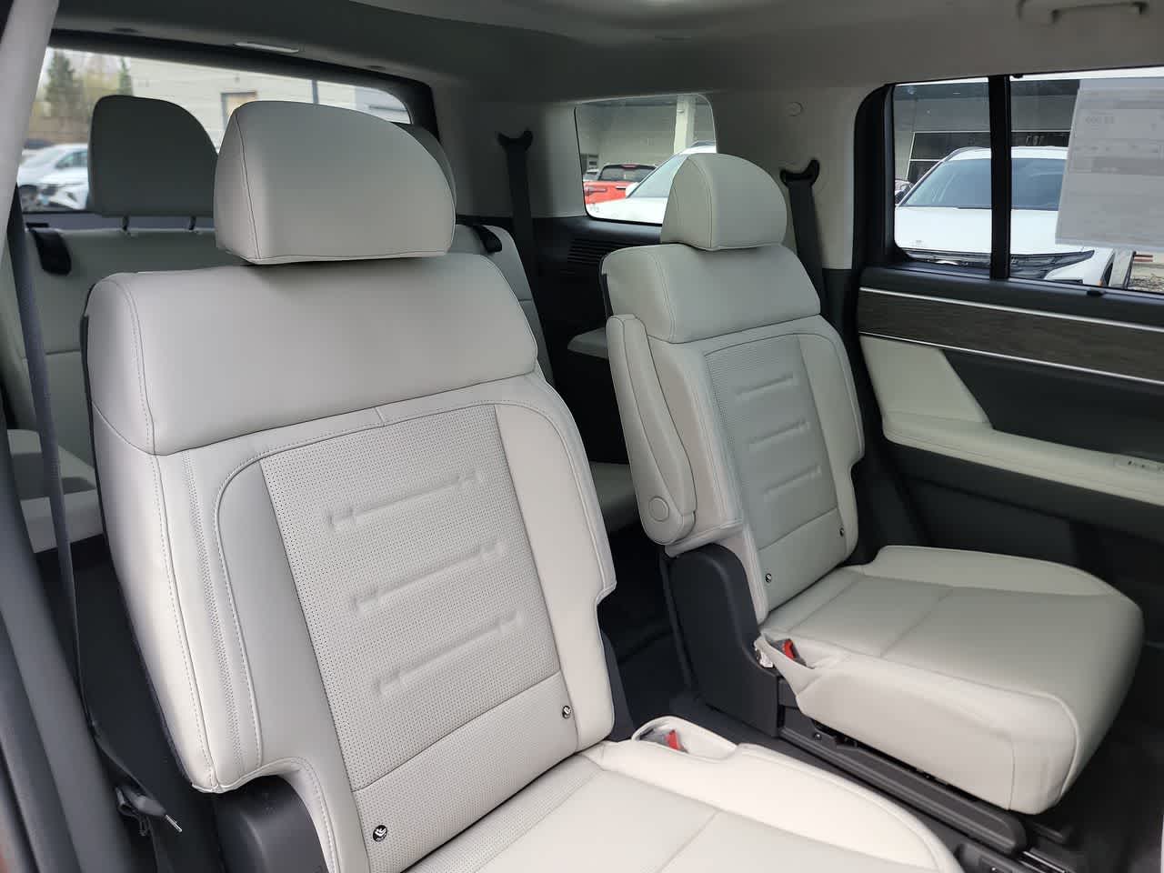 new 2025 Hyundai Santa Fe car, priced at $47,594